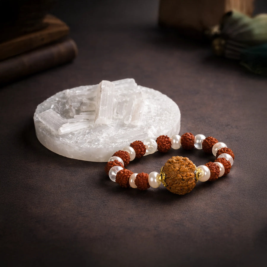 5 mukhi Rudraksha Gaj Kesari Bracelet with Pearl and Sphatik